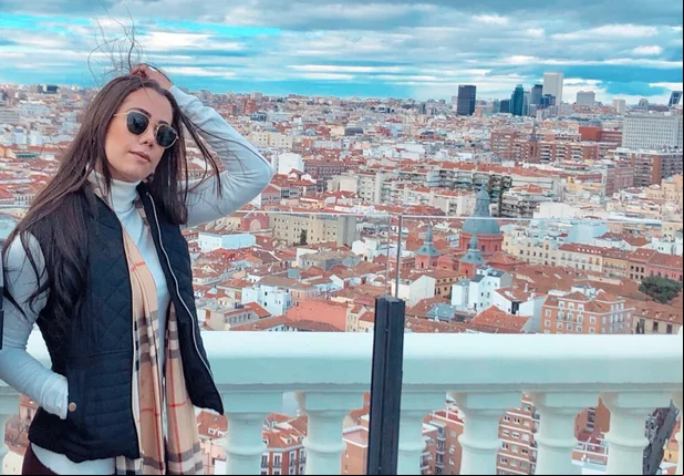 Filha de Evaldo Gomes eando na Europa 