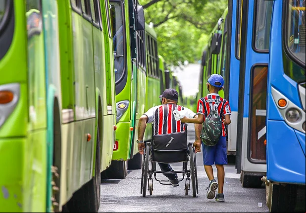 Crise no transporte: motoristas fazem nova paralisação em Teresina